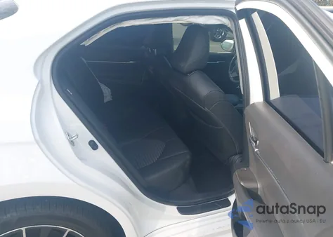 2024 Toyota Camry Se z USA, uszkodzony, nr VIN 4T1G11AK7RU868550